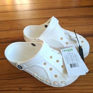 NWT White Baya Crocs Size Women's 7 / Men's 5